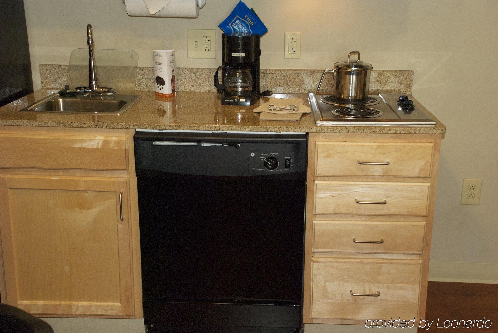 Candlewood Suites Bordentown-Trenton By Ihg Екстер'єр фото